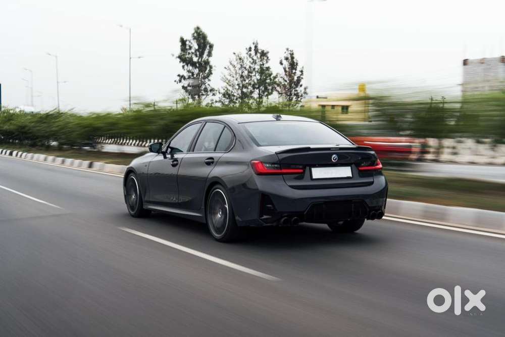 Bmw With 4000 Km Driven, 2024