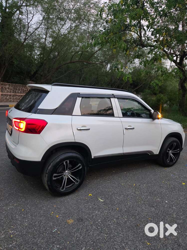 Maruti Suzuki Brezza 1.5 Lxi Smart Hybrid, 2021, Petrol