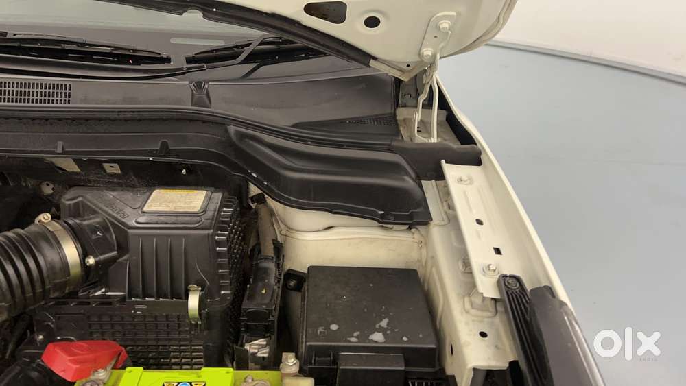 Mahindra Xuv300 W6, 2023, Petrol