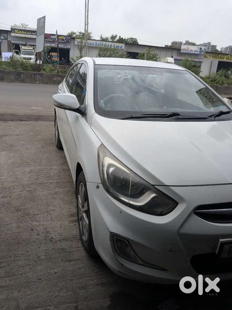 Hyundai Verna 2012 Manual Diesel 89000 Km