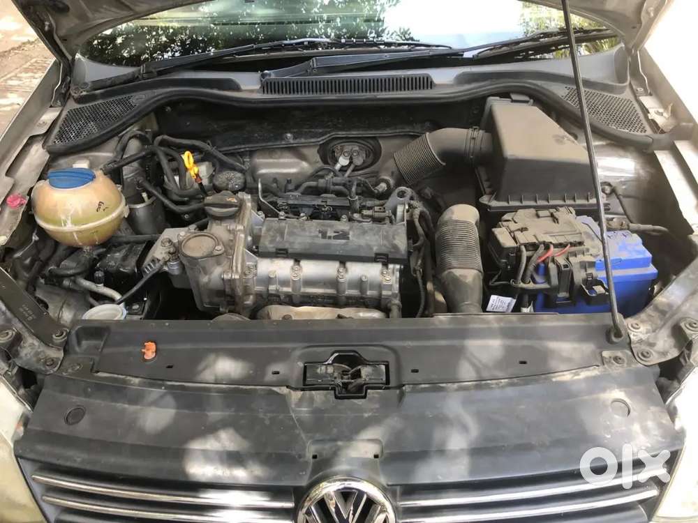 Volkswagen Polo 2013 Petrol 87000 Km Driven Immediate Sale