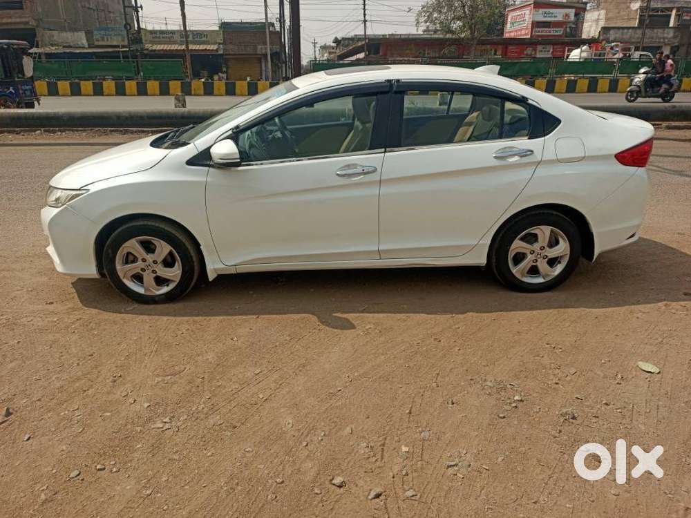 Honda City 2011-2013 1.5 V At Sunroof, 2016, Petrol