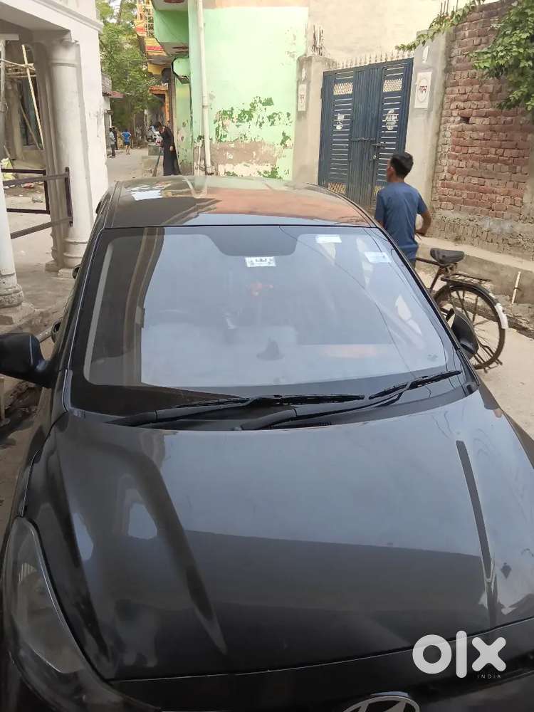 Aura Car 2025 Modal Fist Owner 44 Cist Baki Comercial Car