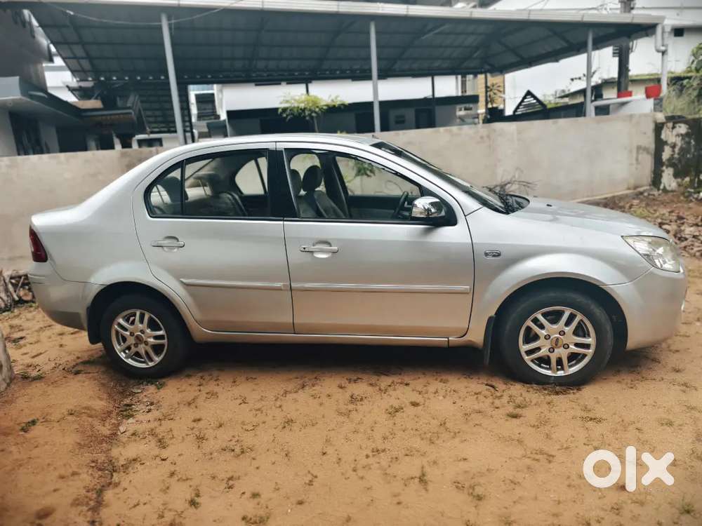 Ford Fiesta Petrol 1.6 Sxi Full Opshen Modal