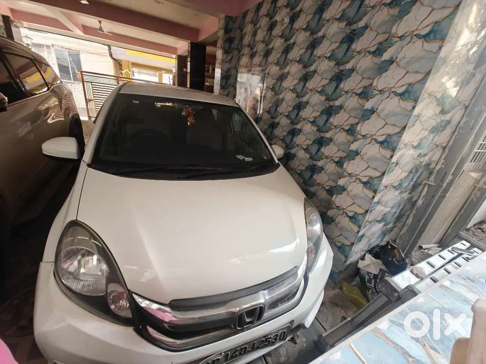 Honda Amaze 2017 Petrol 79840 Km Driven