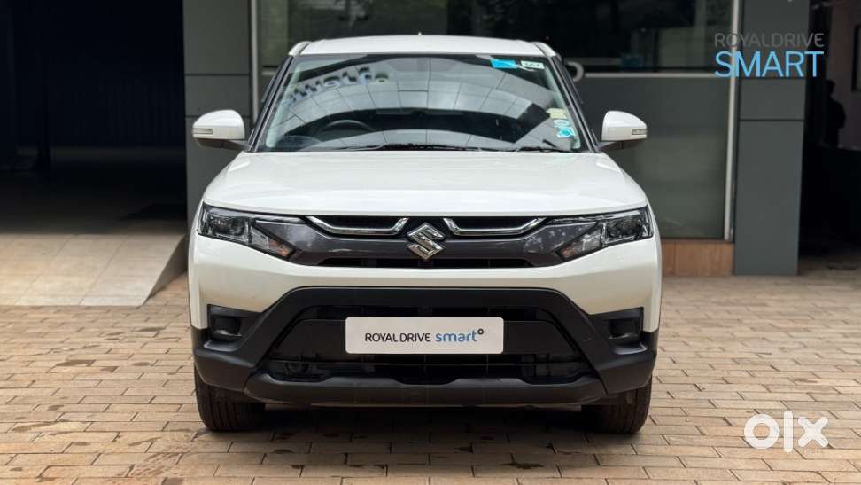 Maruti Suzuki Brezza, 2023, Petrol