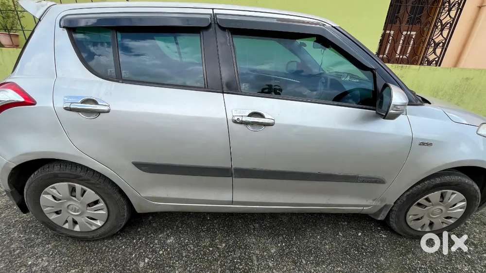 Maruti Suzuki Swift 2012 Diesel 88100 Km Driven