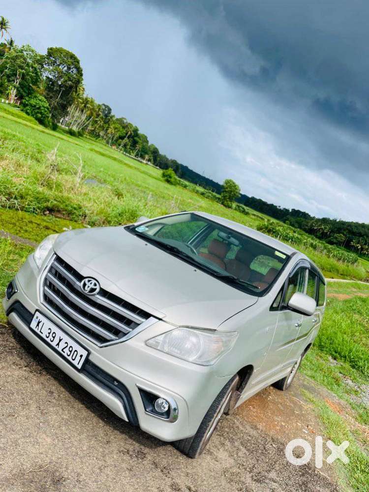Toyota Innova 2.5 G (diesel) 7 Seater Bs Iv, 2013, Diesel