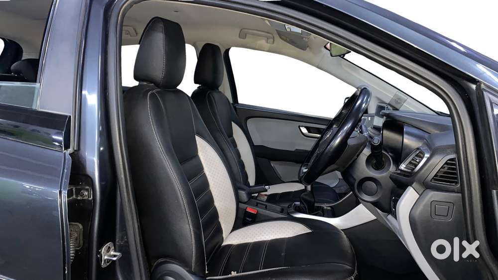 Tata Altroz Xz, 2020, Petrol
