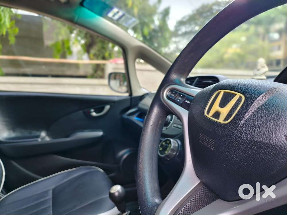 Honda Jazz V Mt Privilege, 2010, Petrol