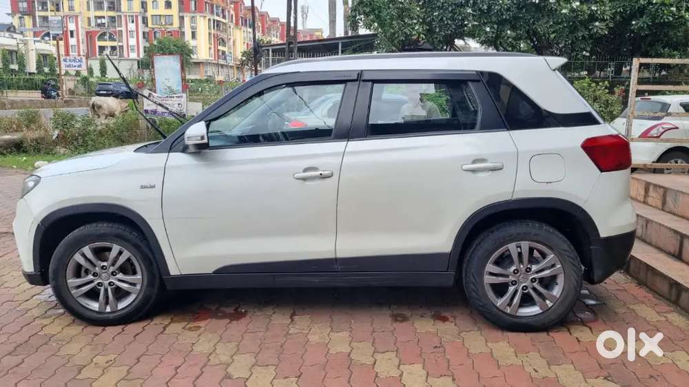 मुझे कार खरीदना है कोई भी कंपनी चलेगी 2018/2026 के बीच का मॉडल चाहिए