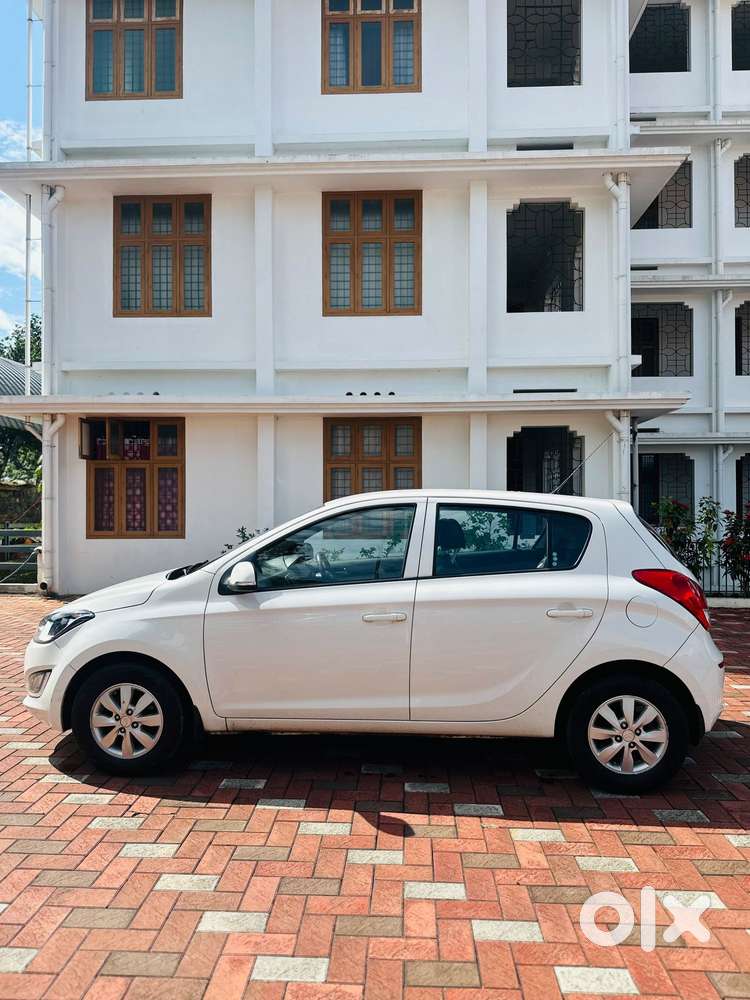 Hyundai I20 Sportz 1.2 Bs-iv, 2013, Petrol