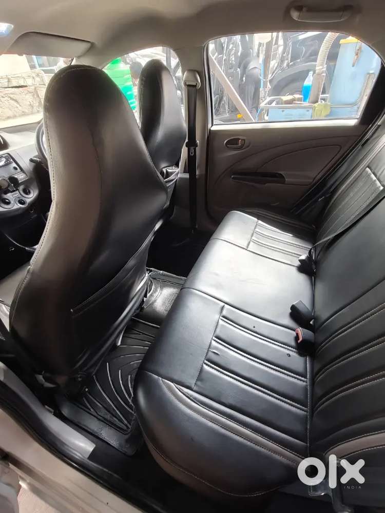 Toyota Etios Liva 2011 Petrol Well Maintained