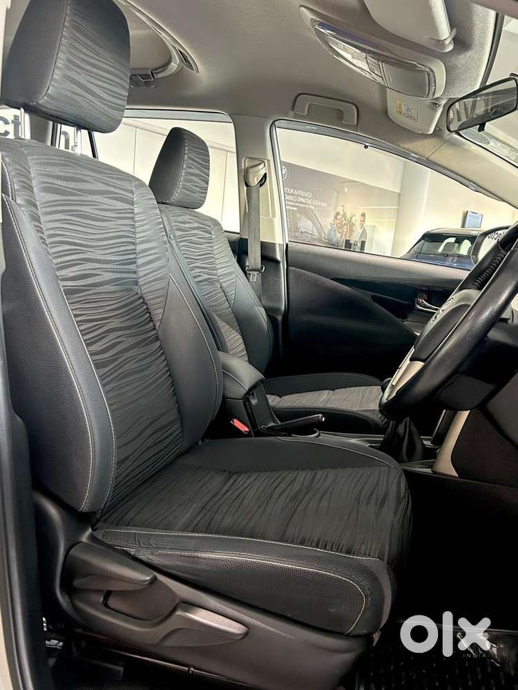 Toyota Innova Crysta 2.7 Vx Mt, 2017, Petrol