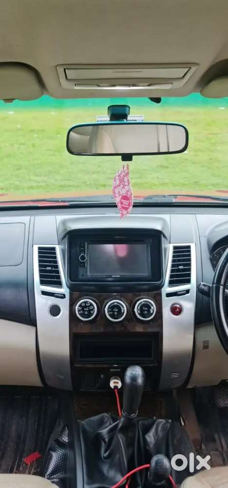 Mitsubishi Pajero Sport 2015 Diesel Well Maintained