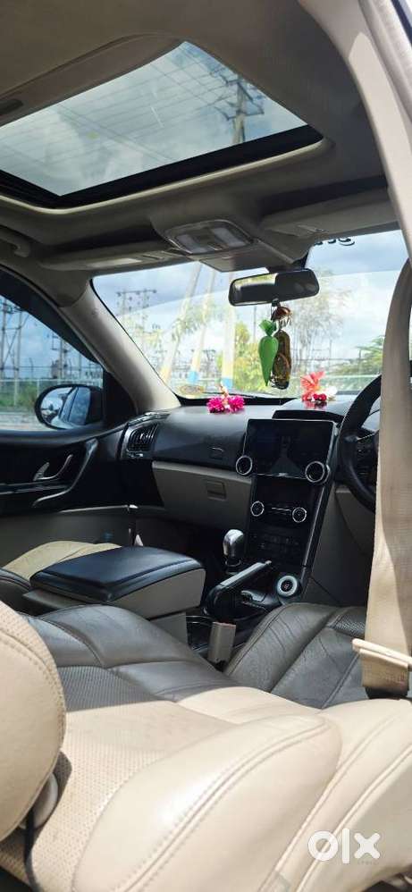 Mahindra Xuv500 2.2 W10, 2016, Diesel