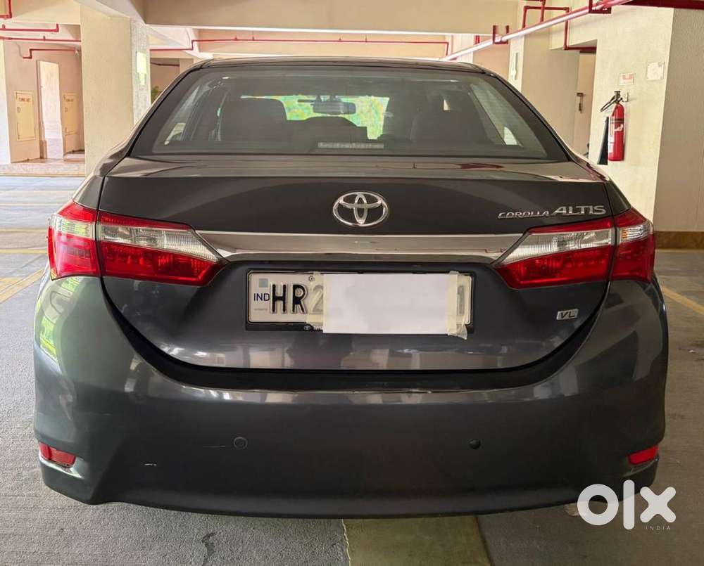 Toyota Corolla Altis 2015 Petrol