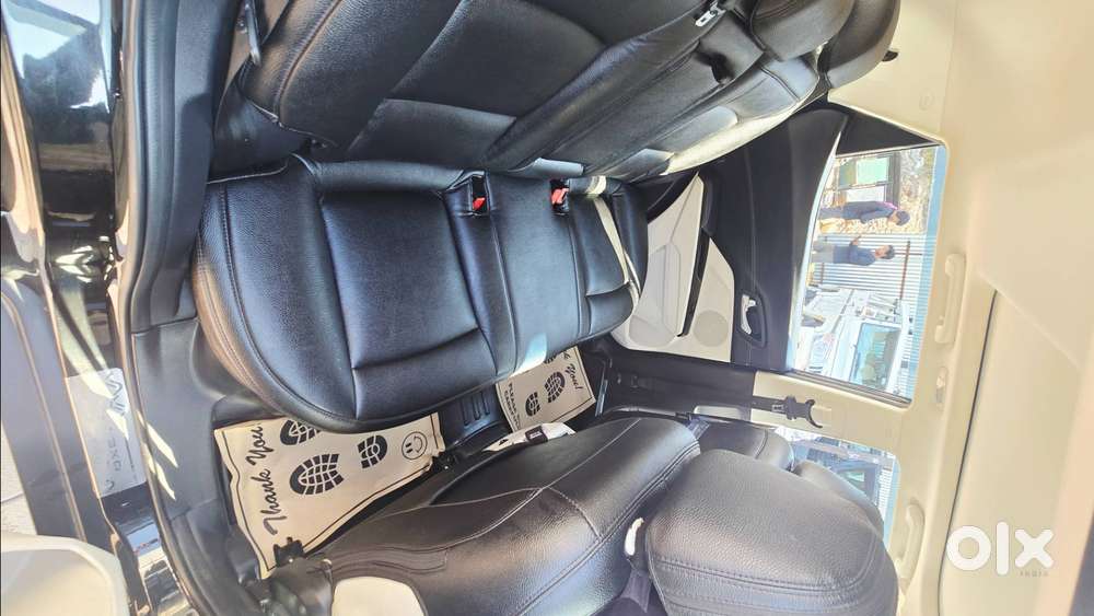 Mahindra Xuv 3xo Ax7 2nd Top Model 2024