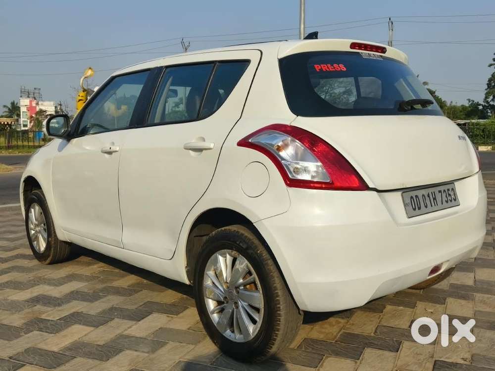 Maruti Suzuki Swift 1.3 Zxi, 2015, Petrol