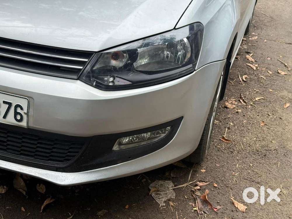 Volkswagen Polo Petrol Highline 2013 Well Maintained