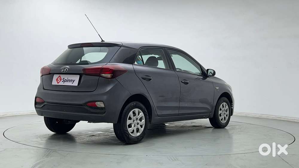 Hyundai Elite I20 1.2magna Executive At, 2018, Petrol
