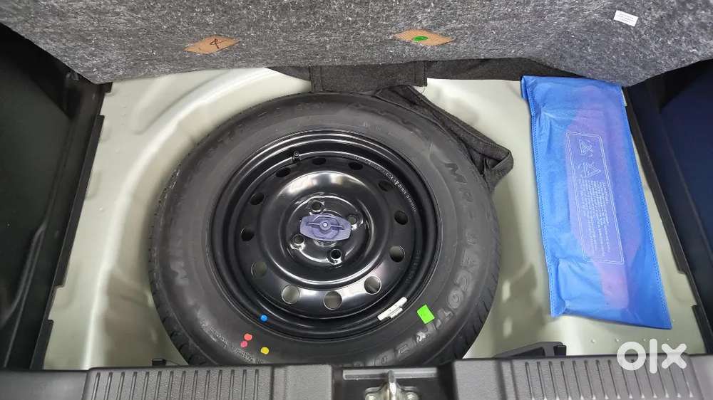 Urgent Sale – Well Maintained Maruti Suzuki Swift Vxi Optional 2025