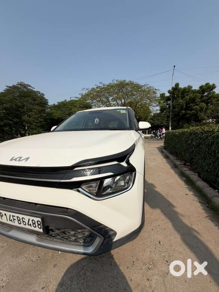Kia Carens 2022 Petrol
