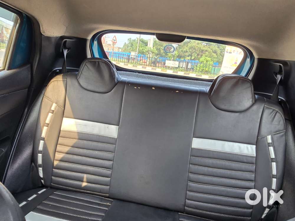 Renault Kwid 1.0 Rxt (o) Easy-r, 2023, Petrol