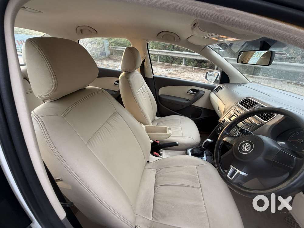 Volkswagen Vento 1.2 Highline Plus At 16 Alloy, 2010, Petrol