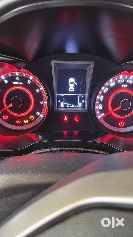 Mahindra Xuv300 2022 Petrol Well Maintained