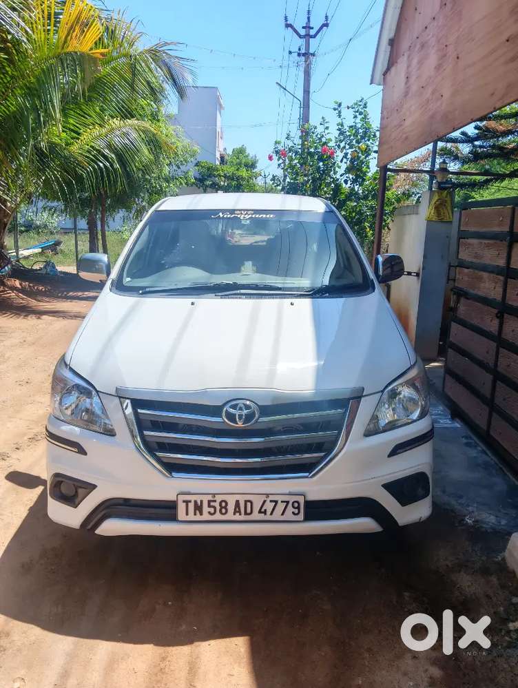 Toyota Innova 2012 Diesel 158000 Km Driven