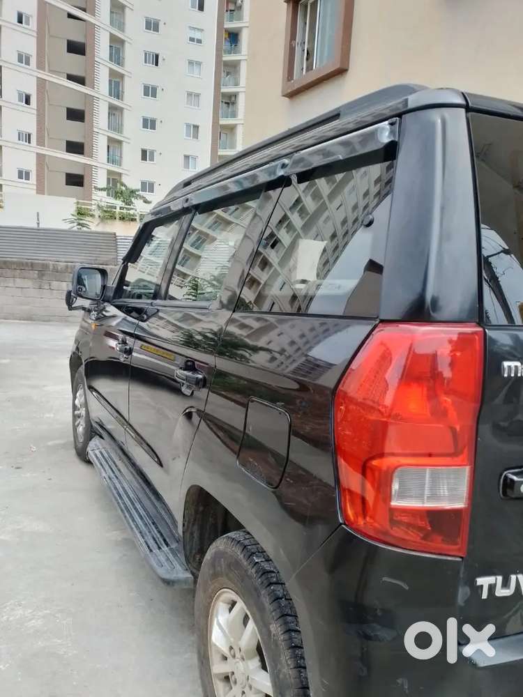 Mahindra Tuv 300 2016 Diesel Automatic