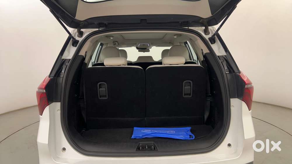 Mahindra Xuv700 2.2 Ax 7 Diesel Mt Str, 2022, Diesel