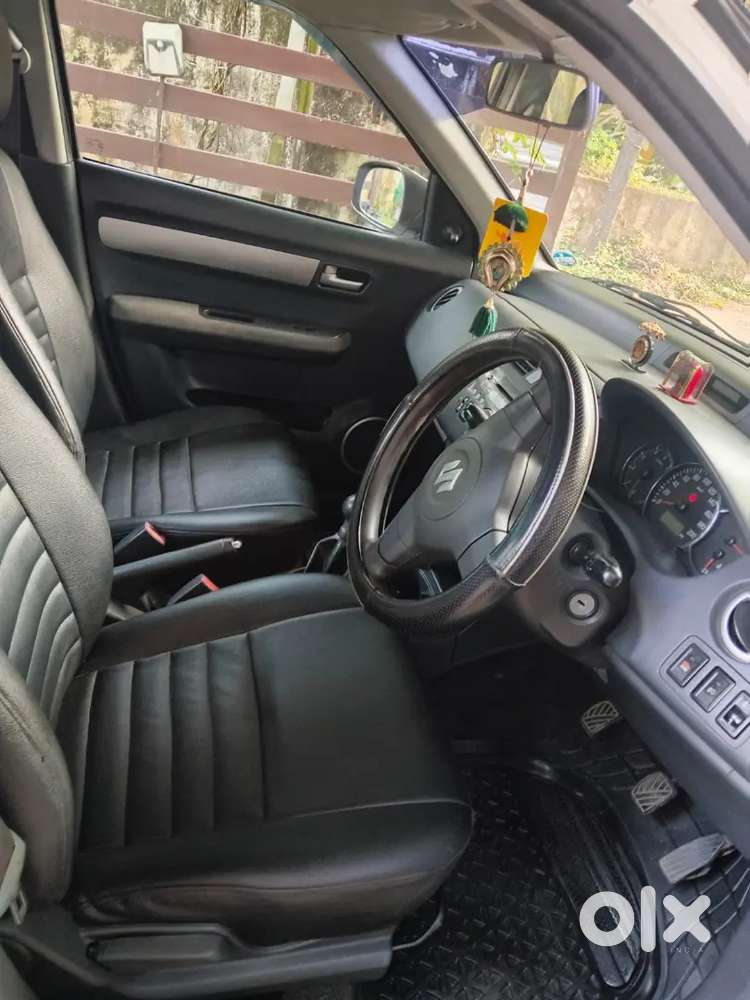 Maruti Suzuki Dzire 2011