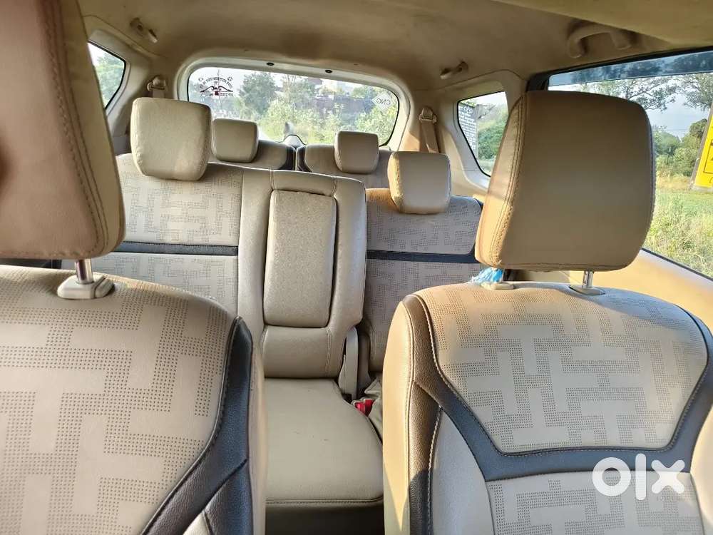Maruti Ertiga Vxi 2025