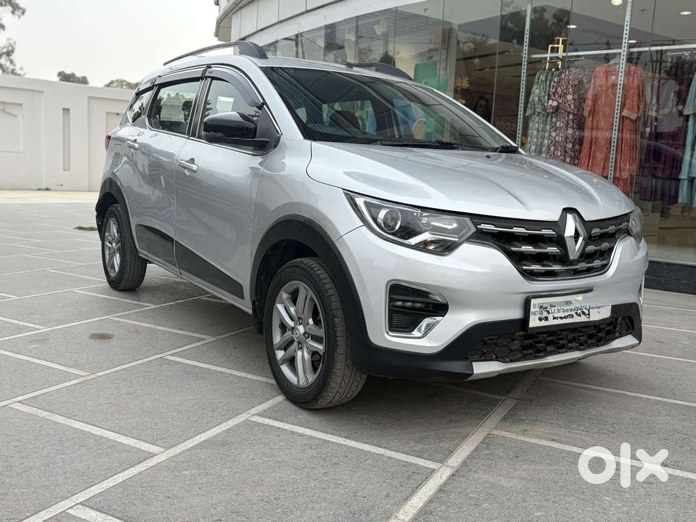Renault Triber Rxz, 2022, Petrol