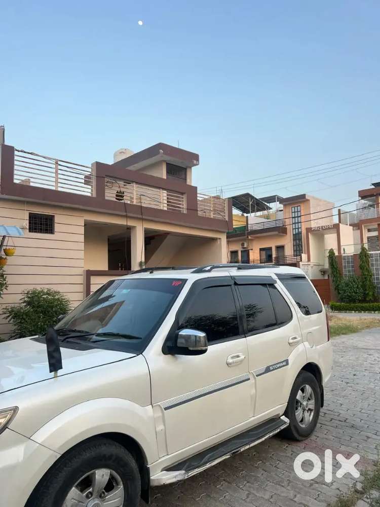 Tata Safari Storme 2014 Diesel