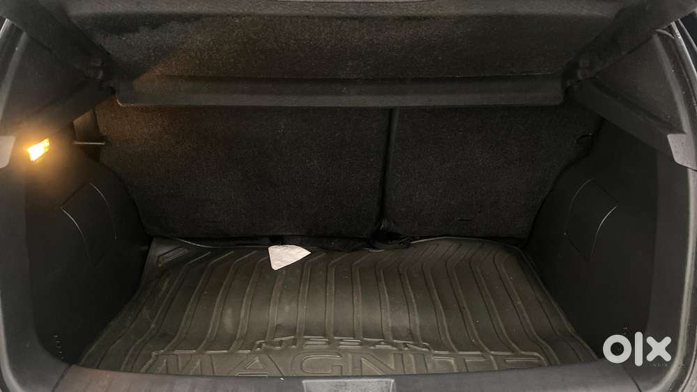 Nissan Magnite 1.0 Xv, 2021, Petrol