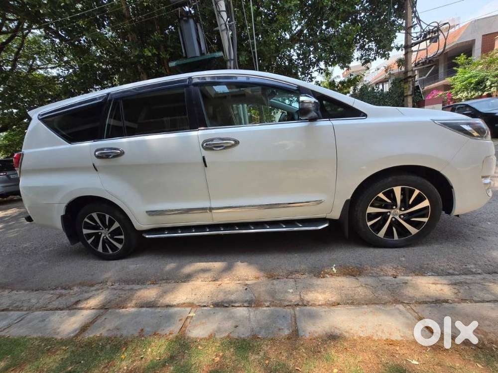 Toyota Innova Crysta Zx 2.4 Diesel 7 Seater, 2023, Diesel