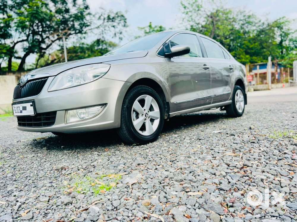 Skoda Rapid [2016-2020] 1.5 Style Plus Tdi At, 2016, Diesel