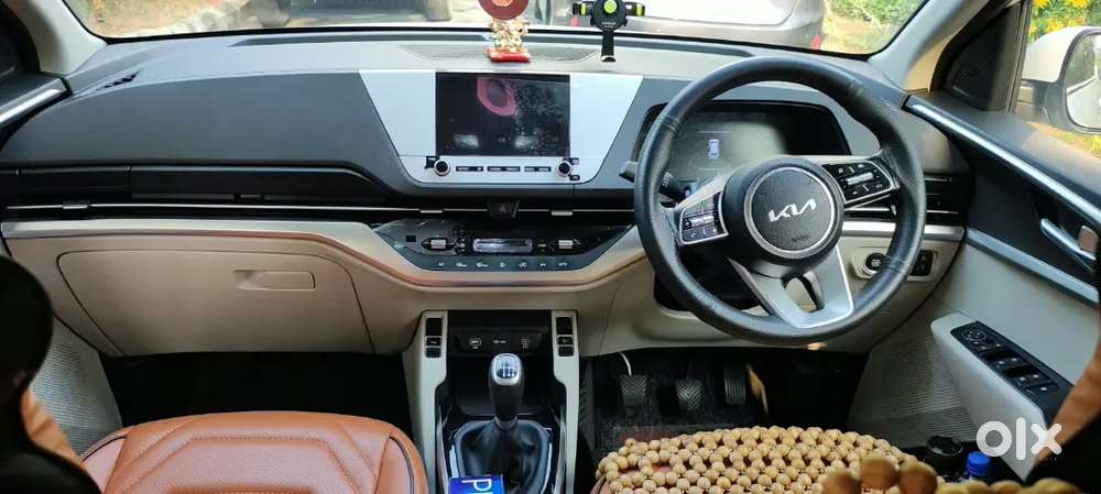 Kia Carens 1.5 Prestige 2025