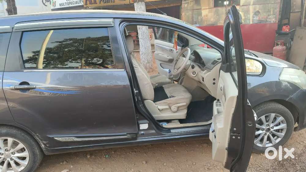Maruti Suzuki Ertiga 2015