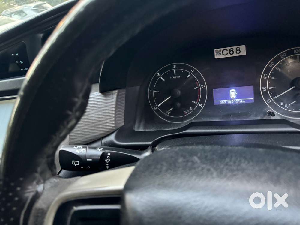 Toyota Innova Crysta 2.4 G Mt, 2018, Diesel