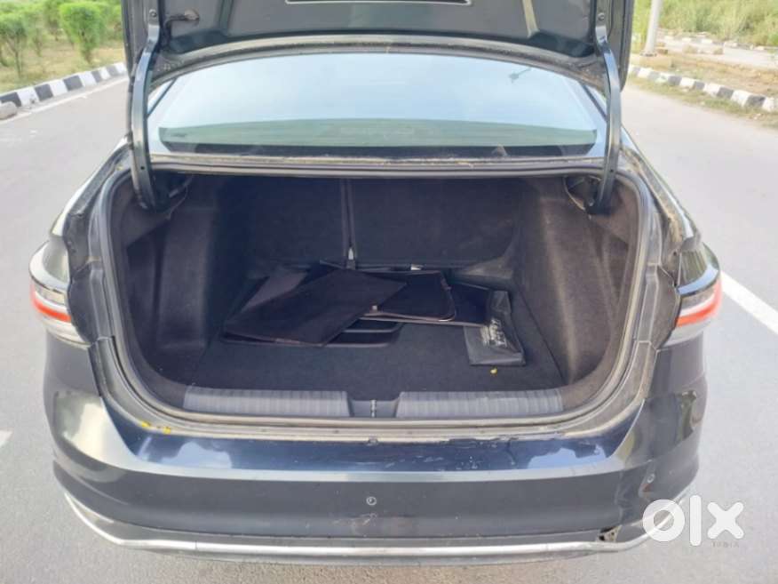 Volkswagen Virtus 1.0 Topline Tsi At, 2023, Petrol