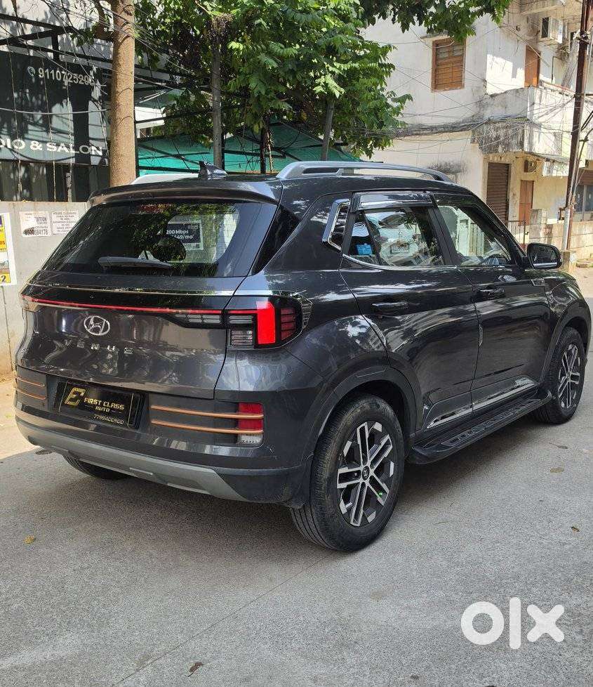 Hyundai Venue [2022-ongoing] 1.5 Crdi Sx, 2023, Diesel