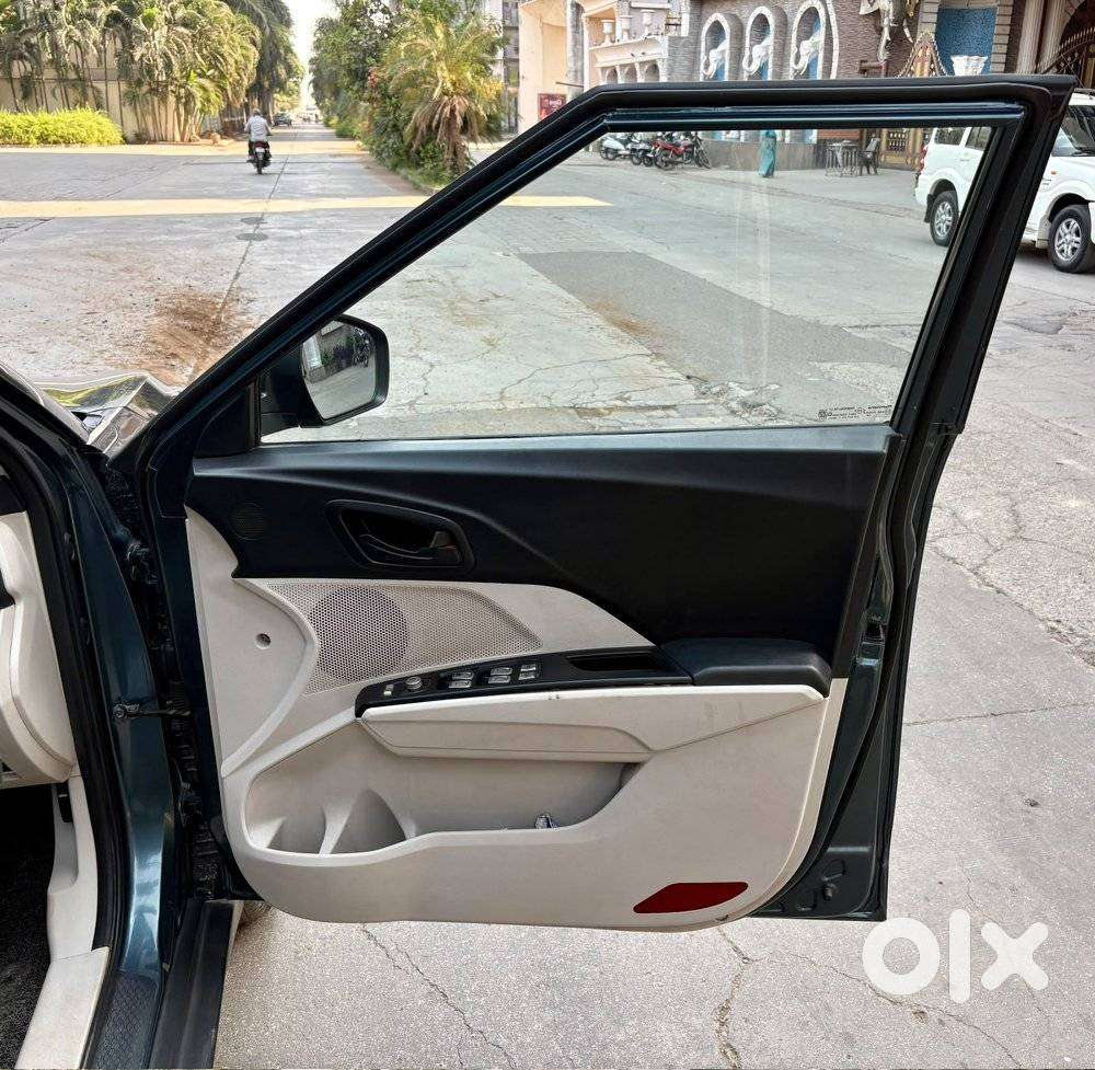 Mahindra Xuv300 W6 Diesel, 2021, Diesel