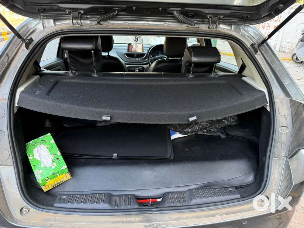 Well Maintained And Good Condition Single Handed Used.