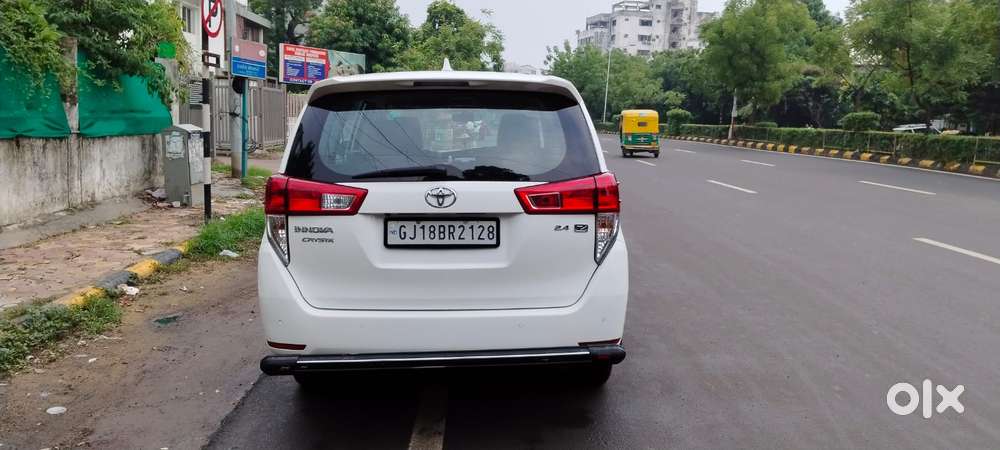 Toyota Innova Crysta 2.4 G Mt 8s, 2020, Diesel