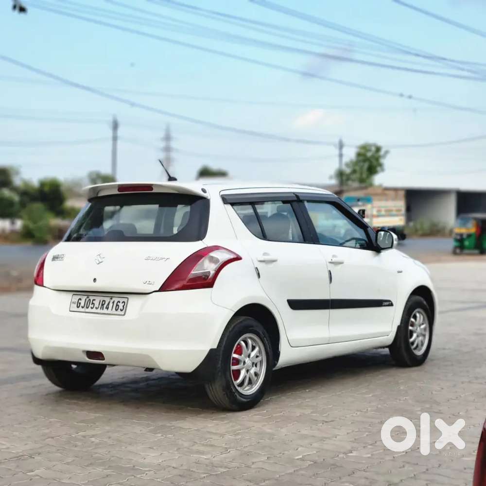 Maruti Suzuki Swift 2016