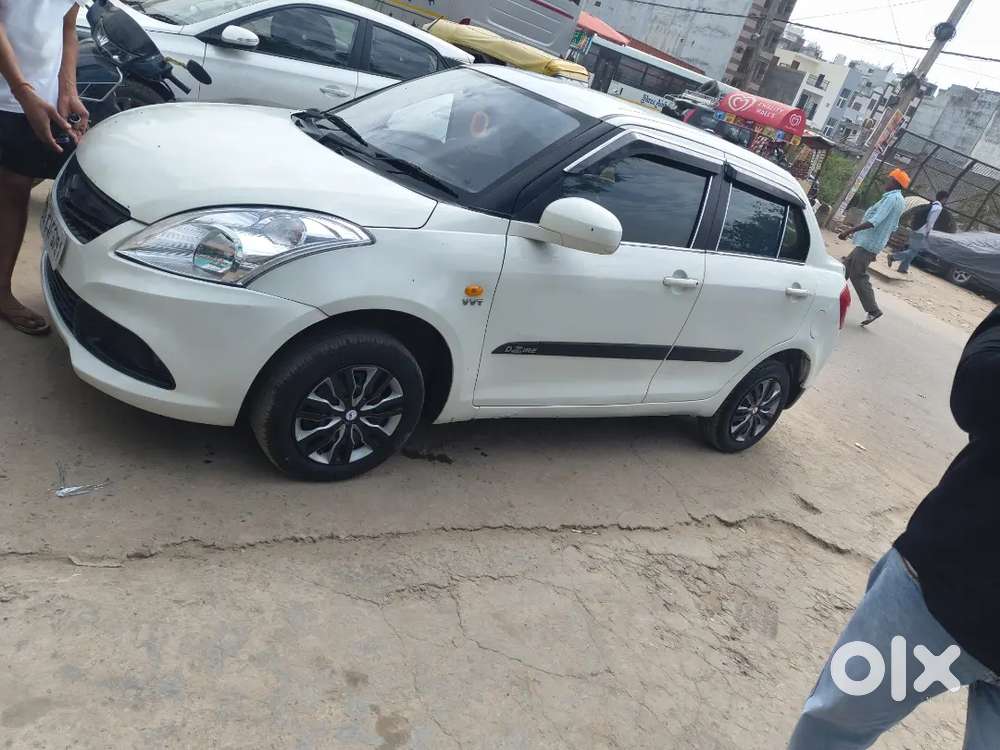 Maruti Suzuki Dzire 2015 Petrol 90000 Km Driven